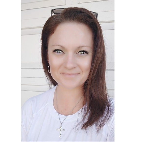 Meet your Posher, Nekole - Picture 1 of 1